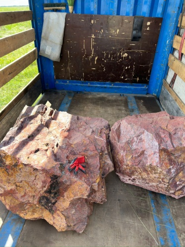 Ландшафтные глыбы красно-фиолетовые 200-1000 килограмм купить в Жуковском