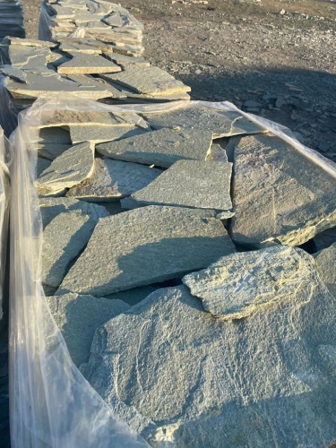 Плитняк златолит зелёный для цоколя, отмостки купить в Жуковском