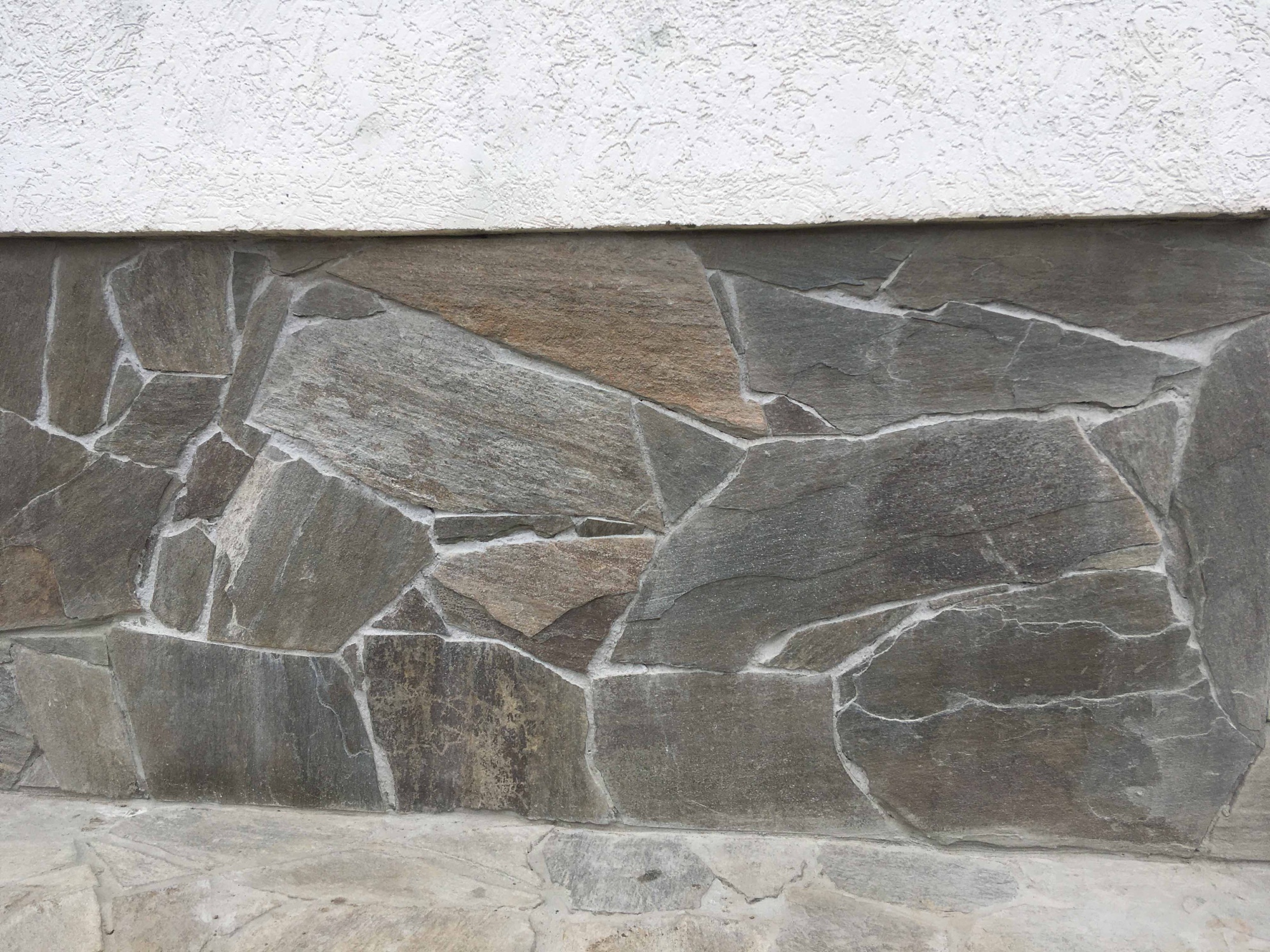 Плитняк златолит Уральский  для фасада купить в Жуковском