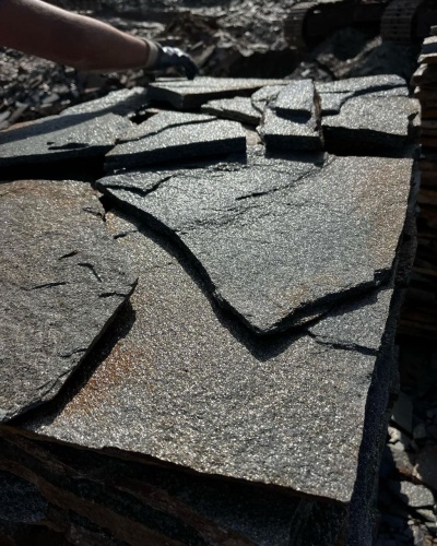 Плитняк златолит серебристый для фасада купить в Жуковском